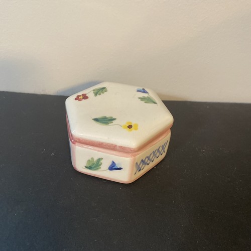Lidded ceramic trinket box - lidded,