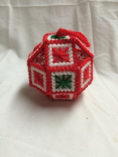 Ornament hande made - made, hexagon